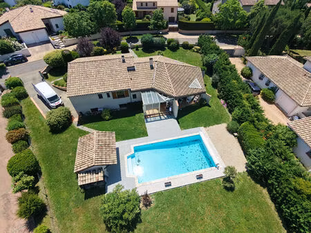 maison 5 pièces 164 m²