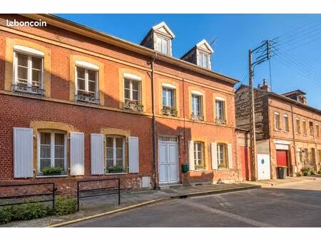 maison 9 pièces 190 m²