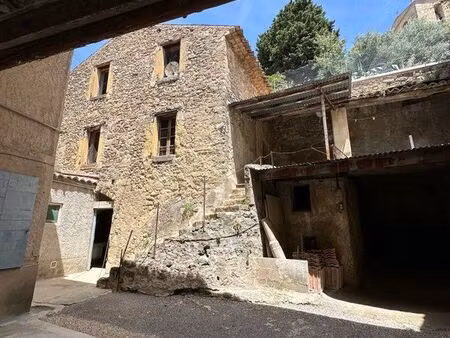 ensemble de 2 maisons de village