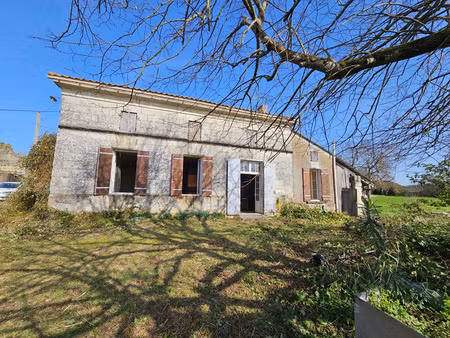 maison à vendre saint dizant du gua (17) 3 pièces à rénover sur 5726m2
