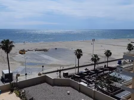 pour étudiant- vue mer - place méditerranée