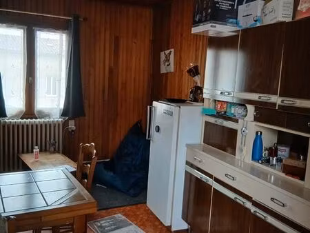appartement de deux pièces proches centre-ville avec toute commodité