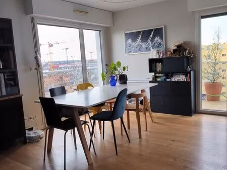 loue appartement t3 - république île de nantes