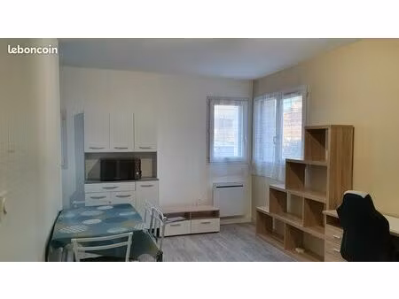 niort très beau studio meublé avec parking