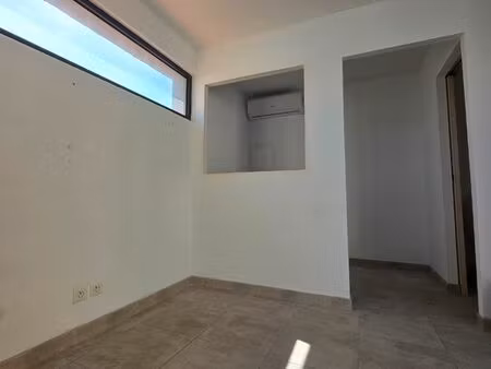 à louer – bureau / local de stockage