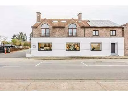 operationele uitvalsbasis voor kmo — kantoor + loods + ma...