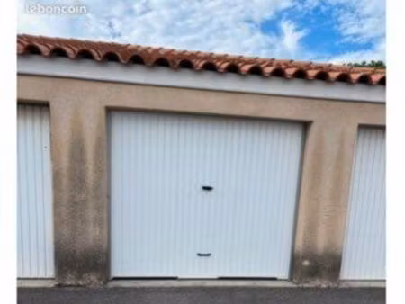 garage/box