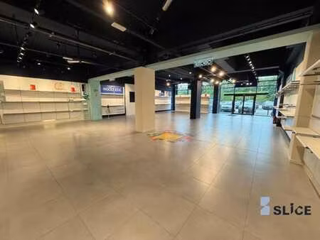 commerce à louer – tubize (centre commercial côté senne)