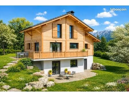 maison 6 pièces 140 m²