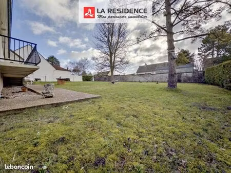 maison 8 pièces 180 m²