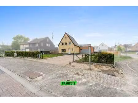maison ouverte rénovée avec grand jardin et studio à wichel…