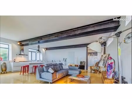 grande habitation 173 m² + terrasse 60 m² + sous-sol complet 200m2 – 13 min aix-les-bains 