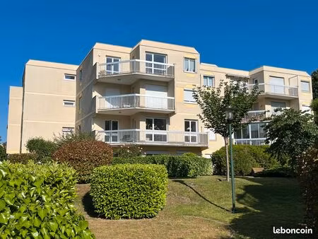 appartement 3 pièces – 67 m² – dernier étage avec terrasse – résidence récente et sécurisé