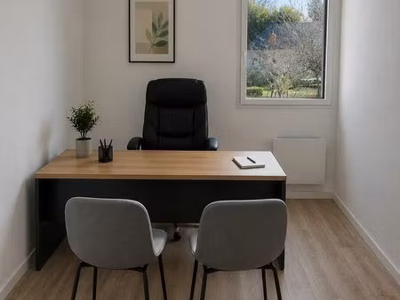 bureau à louer a mauves-sur-loire