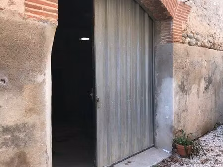 grange vide à louer