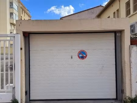 loue place de parking sécurisé