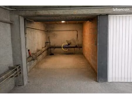 parking/box 12 m² canet-en-roussillon