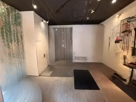 local commercial 100 m²