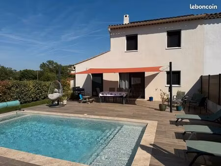 maison contemporaine vue lubéron à pertuis - 3 chambres  1 garage  1 piscine