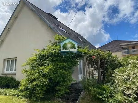 maison 7 pièces 185 m²