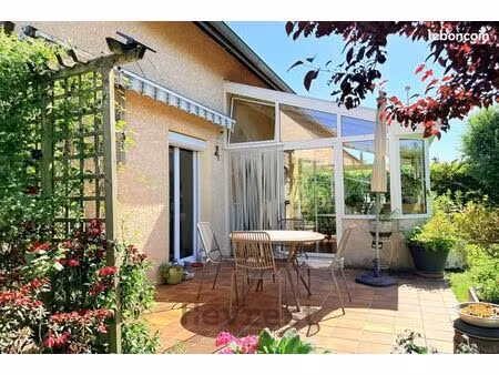 maison 116m² avec véranda et jardin - douane de chancy 3 min
