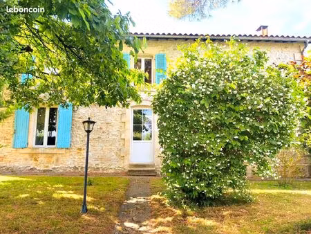 maison de caractère avec grange