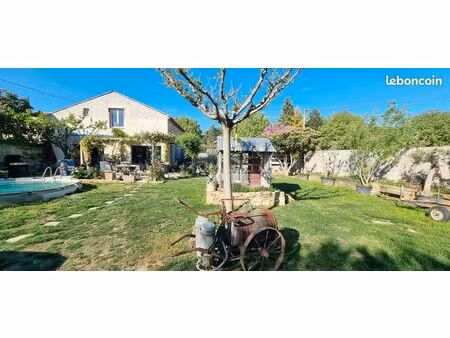 villa 5 pièces 120 m²