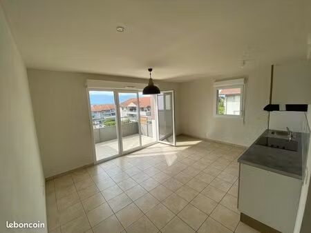 charmant t2 40m2 avec garage et parking à saint-julien-en-genevois