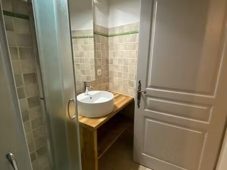 location appartement 26m2 + 8m2 de cave