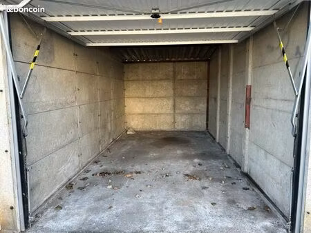 garage fermé 14 m2 - saint etienne du rouvray - sotteville les rouen