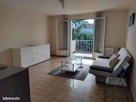 loue appartement t3 prêt de la fac