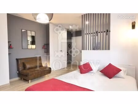 studio 1 pièce 26 m²