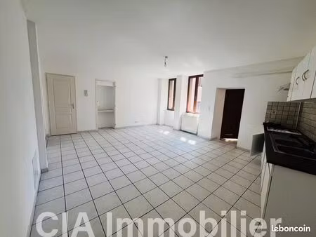 appartement 4 pièces 80 m²