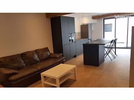 location t3 meublé neuf carpentras (dispo fin août pour 10 mois  chauffage  eau  électrici