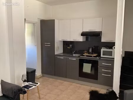 location étudiante infirmière