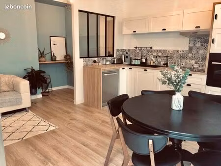 ◊ appartement entier meublé 95 m² – 4 chambres + 1 mezzanine / 4 sdb – tram 1 min ?