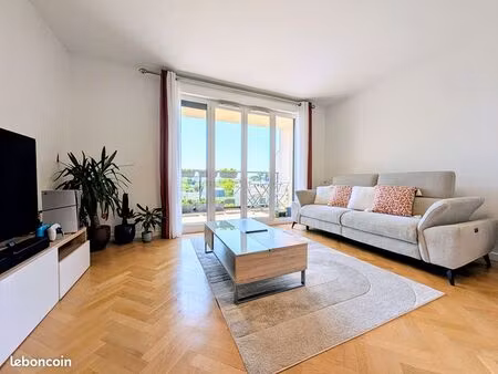 appartement 3 pièces 64 m²