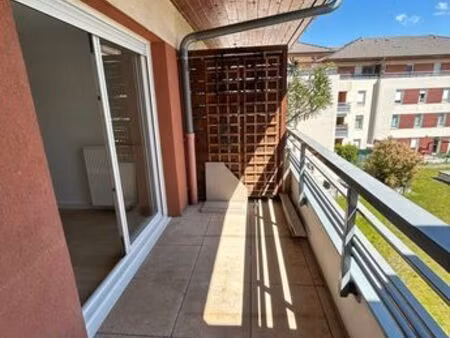 t3 de 75m2 lumineux proche gare ceva et commodités avec garage