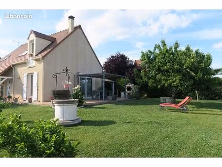 maison 6 pièces 111 m²