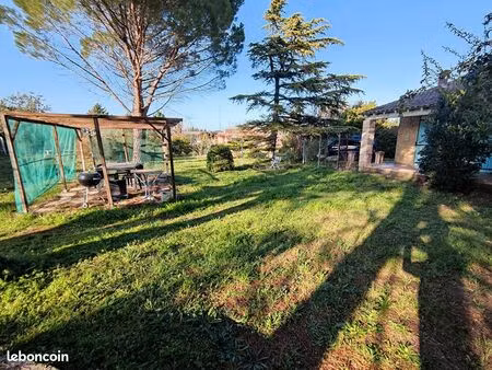 maison 10 pièces 1010 m²