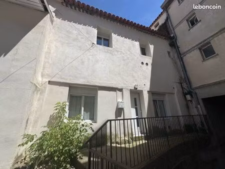 location maison t3 centre cavaillon 58m2