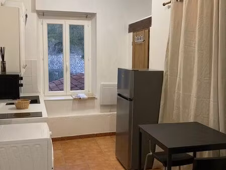 studio 20m2 rénové et meublé