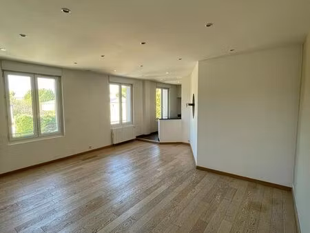 appartement 3 pièces 69 m²