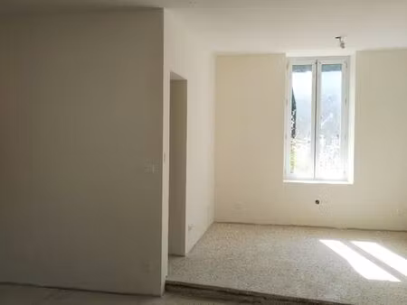 appartement dans maison
