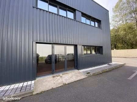 location entrepôt 210 m² saint andre de cubzac