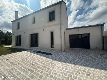 maison 5 pièces 140 m²