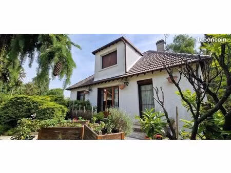 maison 6 pièces 100 m²