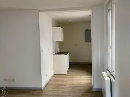 appartement 3 pièces – 40 m² – buchy (76750)