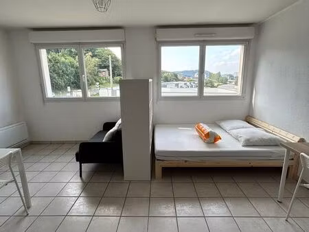 proche rouen t1 bis meublé 31 82 m² avec parking et cave