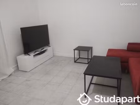 chambre 1 pièce 10 m²